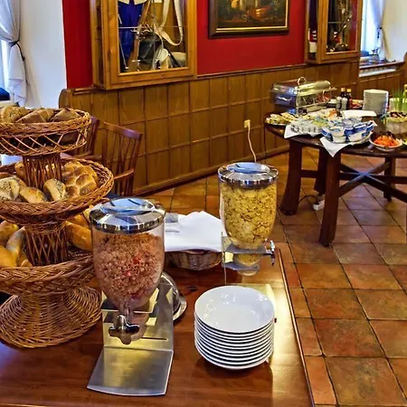 Guest house Penzion Jicin 3*